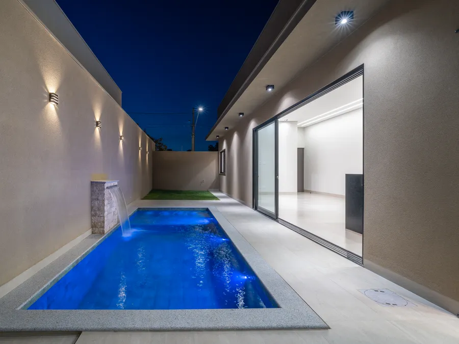 Piscina noite 1.3 da Casa Vellaris